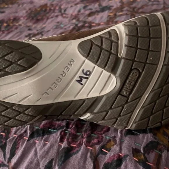 MERRELL Brown Tan Suede Echo Ice Cozy Faux Shearling Lined Slip On Shoes 6 - Picture 3 of 3